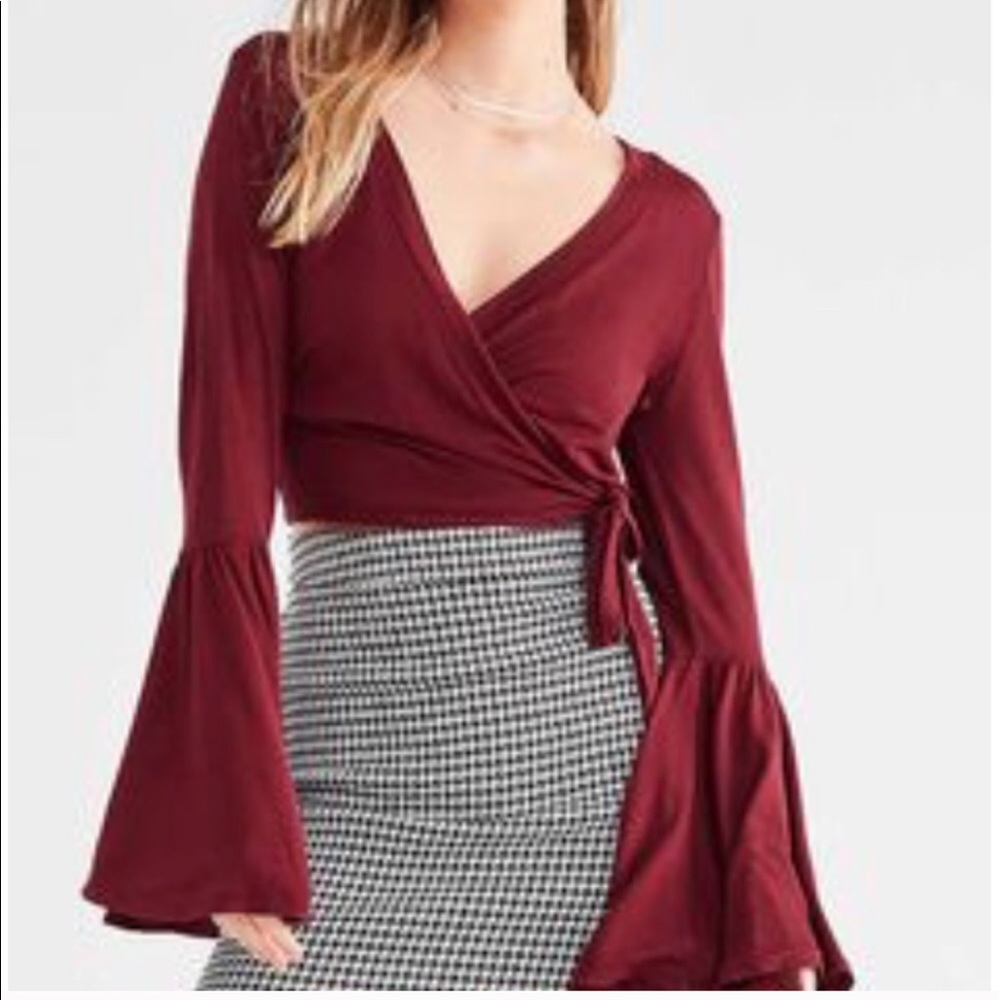 urban outfitters bell sleeve wrap crop top